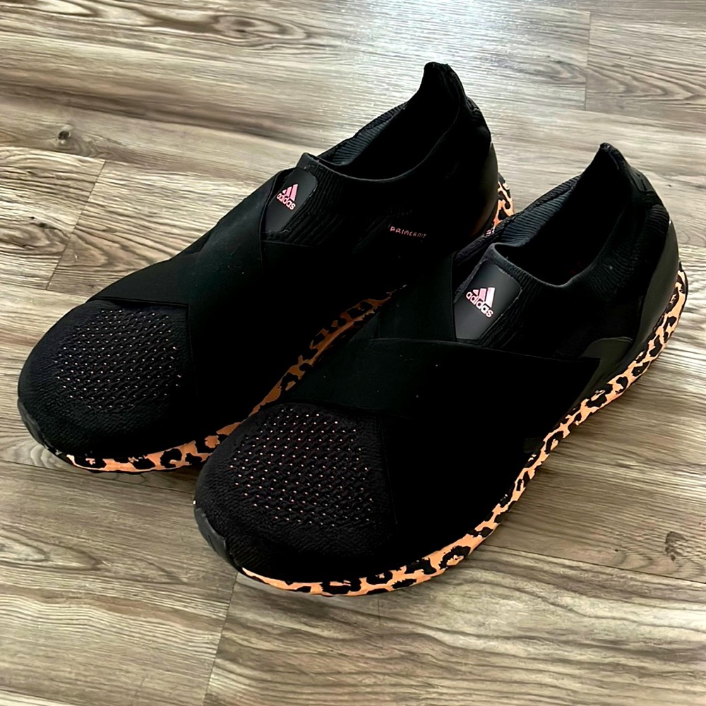 Woman’s Adidas Ultra Boost DNA Cheetah